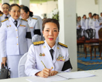 จังหวัดสุราษฎร์ธานี จัดพิธีถวายน้ำสรงพระบรมศพสมเด็จพระนางเจ้ ... พารามิเตอร์รูปภาพ 18